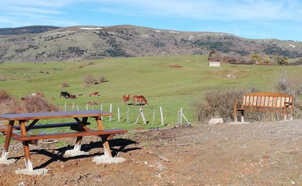 La Costana convierte una zona degradada en área recreativa